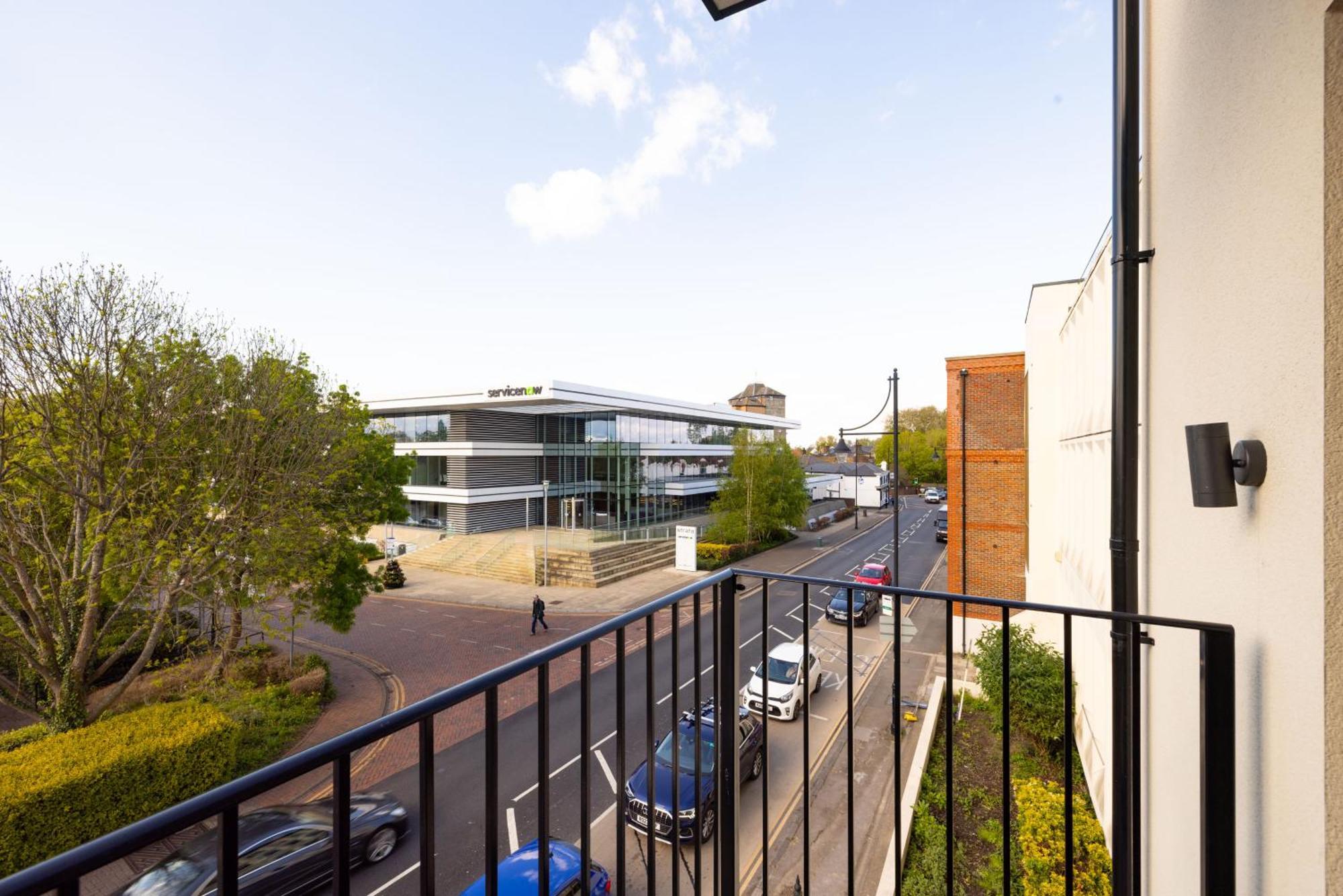 Charles Hope Staines Riverside Exterior photo
